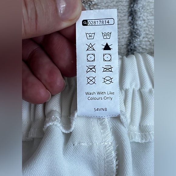 Halara mid rise Elegant White Women's Pants with pockets size Large - Picture 10 of 14